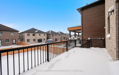 Photo 49 at 160 Wainfleet Crescent, Vellore Village, Vaughan