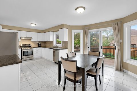 Photo 12 at 24 Timber Valley Avenue, Oak Ridges, Richmond Hill
