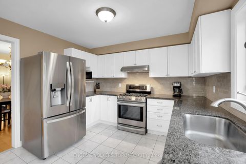 Photo 15 at 24 Timber Valley Avenue, Oak Ridges, Richmond Hill