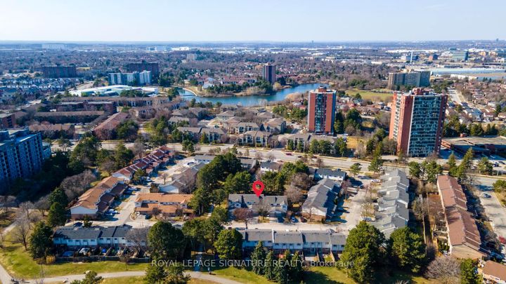 Photo 27 at 81 - 2670 Battleford Road, Meadowvale, Mississauga