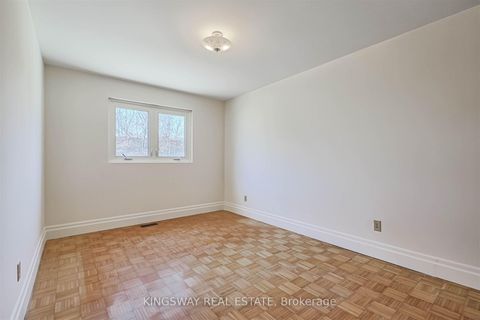 Photo 7 at 184 Edmonton Drive, Pleasant View, Toronto
