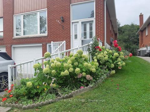 Photo 22 at 184 Edmonton Drive, Pleasant View, Toronto