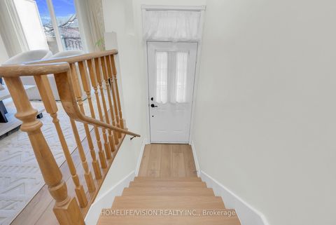 Photo 6 at 1229 - 28 Sommerset Way, Willowdale East, Toronto