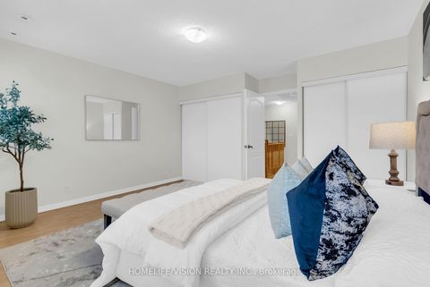 Photo 26 at 1229 - 28 Sommerset Way, Willowdale East, Toronto
