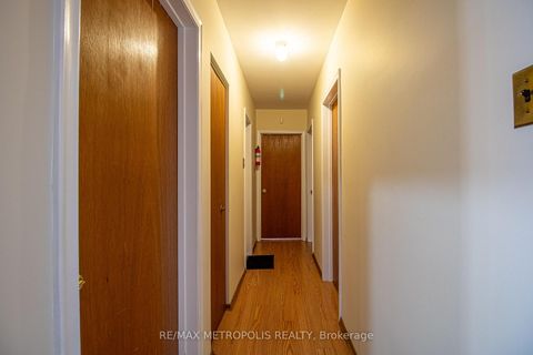 Photo 9 at 37 Albacore Crescent, Woburn, Toronto