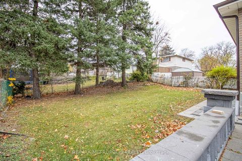 Photo 32 at 37 Albacore Crescent, Woburn, Toronto