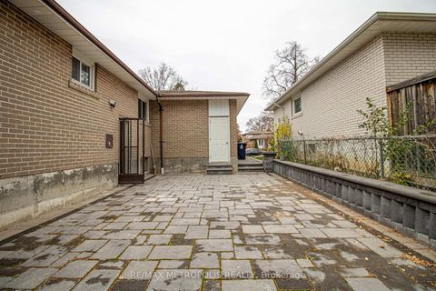 Photo 34 at 37 Albacore Crescent, Woburn, Toronto