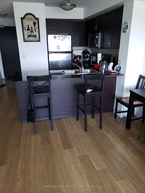 Photo 5 at 506 - 30 North Park Road, Beverley Glen, Vaughan