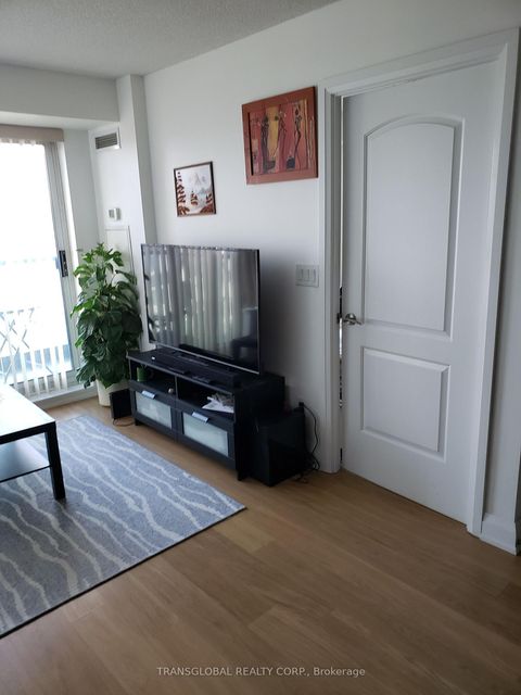 Photo 7 at 506 - 30 North Park Road, Beverley Glen, Vaughan