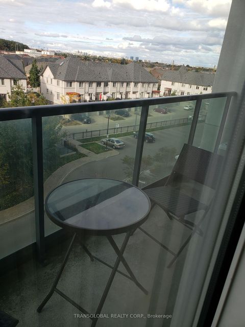 Photo 8 at 506 - 30 North Park Road, Beverley Glen, Vaughan