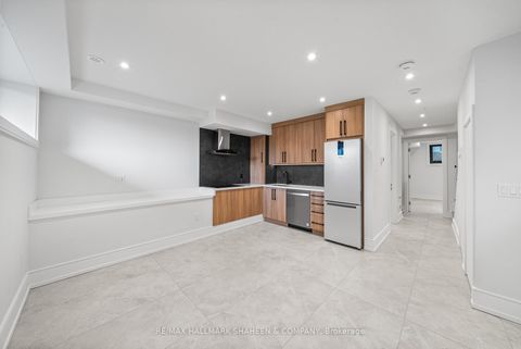 Photo 32 at 199 Arlington Avenue, Cedarvale, Toronto