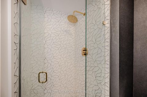 Photo 10 at 76 Thirty Fifth Street, Long Branch, Toronto