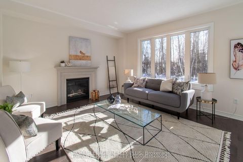 Photo 11 at 147 Dovedale Drive, Keswick South, Georgina