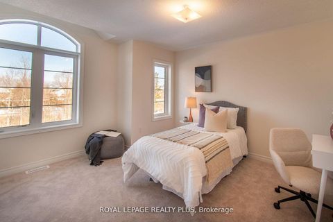 Photo 18 at 147 Dovedale Drive, Keswick South, Georgina