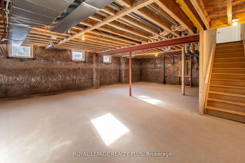 Photo 31 at 147 Dovedale Drive, Keswick South, Georgina