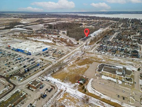 Photo 43 at 147 Dovedale Drive, Keswick South, Georgina