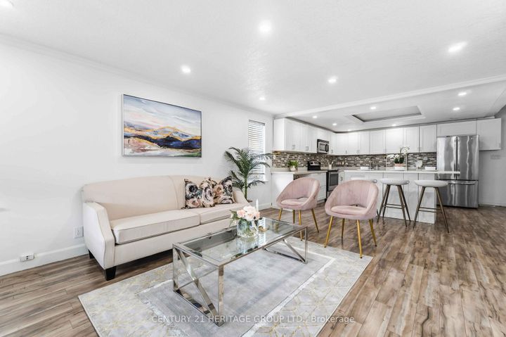 Photo 6 at 103 Edinburgh Avenue, Crown Point, Hamilton