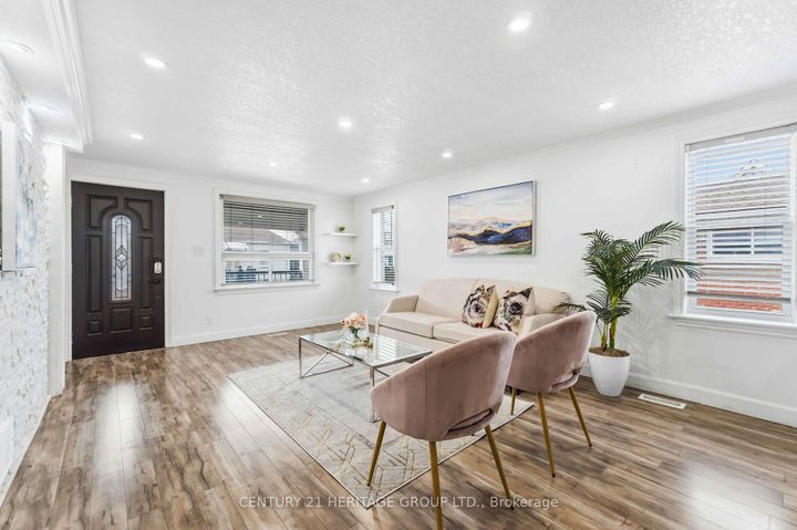 Photo 7 at 103 Edinburgh Avenue, Crown Point, Hamilton