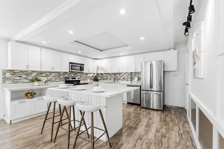 Photo 9 at 103 Edinburgh Avenue, Crown Point, Hamilton