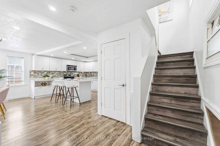 Photo 14 at 103 Edinburgh Avenue, Crown Point, Hamilton