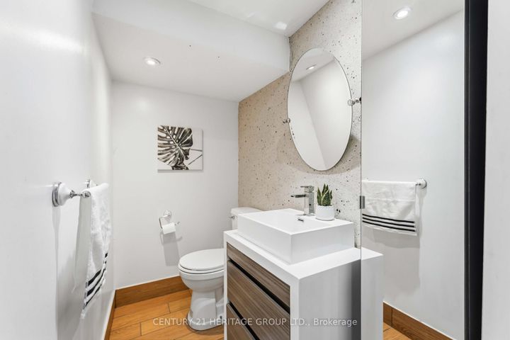 Photo 15 at 103 Edinburgh Avenue, Crown Point, Hamilton