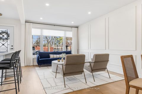 Photo 6 at 5 Birgitta Crescent, West Deane, Toronto