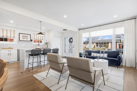 Photo 8 at 5 Birgitta Crescent, West Deane, Toronto