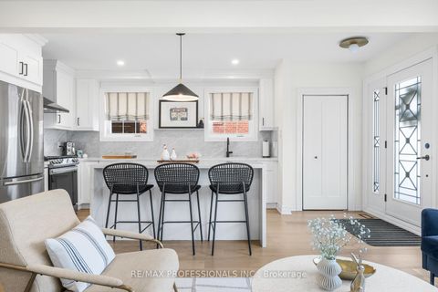 Photo 9 at 5 Birgitta Crescent, West Deane, Toronto