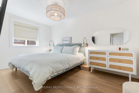 Photo 19 at 5 Birgitta Crescent, West Deane, Toronto