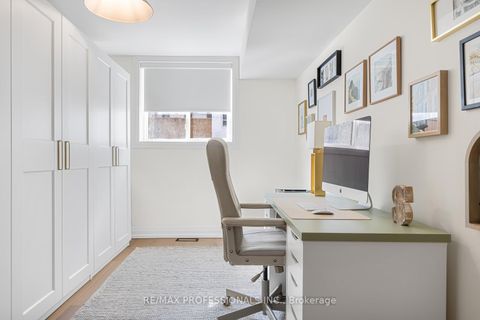 Photo 31 at 5 Birgitta Crescent, West Deane, Toronto