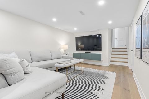 Photo 36 at 5 Birgitta Crescent, West Deane, Toronto