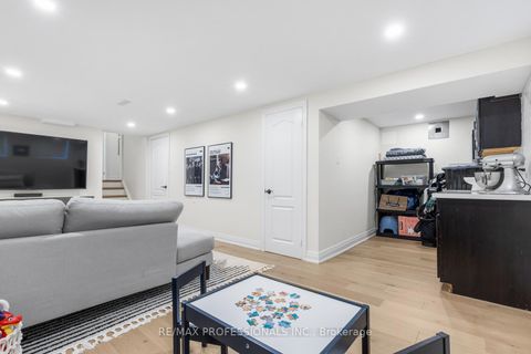 Photo 38 at 5 Birgitta Crescent, West Deane, Toronto