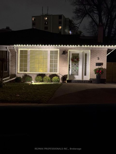 Photo 46 at 5 Birgitta Crescent, West Deane, Toronto