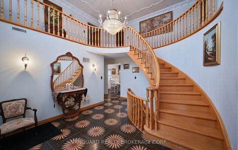 Photo 4 at 313 Firglen Ridge, Islington Woods, Vaughan