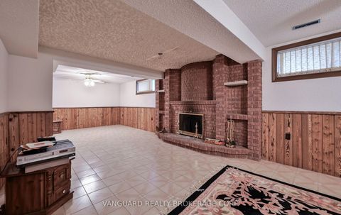 Photo 40 at 313 Firglen Ridge, Islington Woods, Vaughan