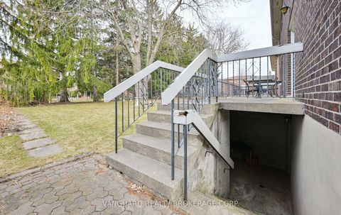 Photo 45 at 313 Firglen Ridge, Islington Woods, Vaughan