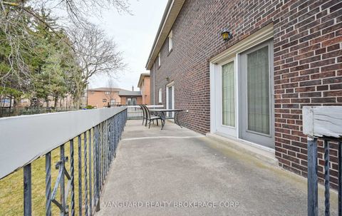 Photo 46 at 313 Firglen Ridge, Islington Woods, Vaughan