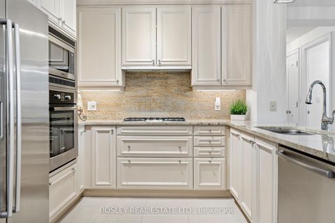 Photo 8 at 4501 - 16 Harbour Street, Waterfront Communities C1, Toronto