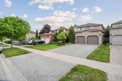 Photo 1 at 5 Kelsey Crescent, Ardagh, Barrie