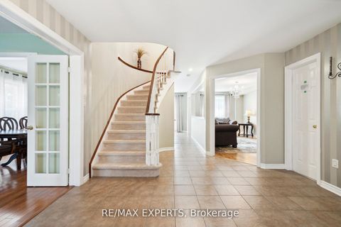 Photo 5 at 5 Kelsey Crescent, Ardagh, Barrie