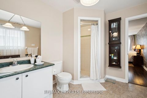 Photo 10 at 5 Kelsey Crescent, Ardagh, Barrie