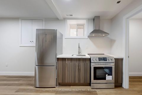 Photo 34 at 109 Fermanagh Avenue, Roncesvalles, Toronto