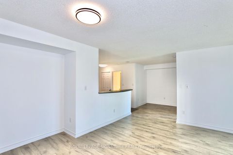 Photo 5 at 1116 - 7 Lorraine Drive, Willowdale West, Toronto