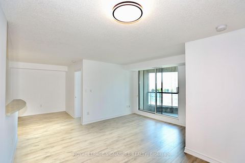 Photo 6 at 1116 - 7 Lorraine Drive, Willowdale West, Toronto