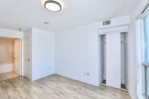 Photo 8 at 1116 - 7 Lorraine Drive, Willowdale West, Toronto