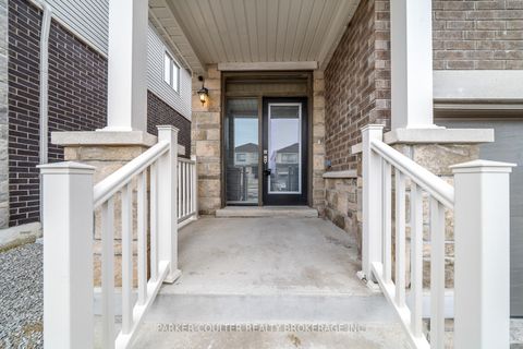 Photo 2 at 110 Shepherd Drive, Painswick South, Barrie