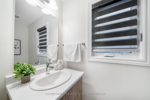 Photo 14 at 110 Shepherd Drive, Painswick South, Barrie