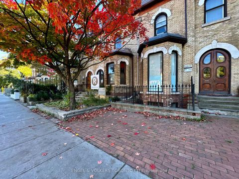 Photo 3 at 167 Carlton Street, Moss Park, Toronto
