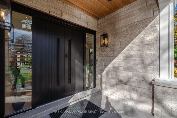 Photo 3 at 499 Rebecca Street, WO West, Oakville