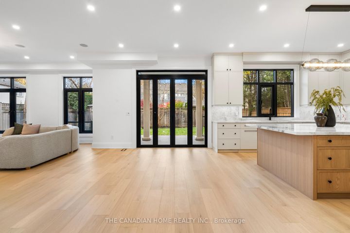 Photo 10 at 499 Rebecca Street, WO West, Oakville